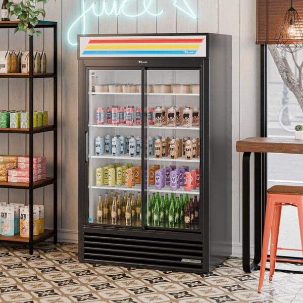 True GDM-41 réfrigérateur présentoir 2 portes coulissantes vitrées, noir